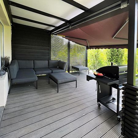 ペトロヴァラディンPergola House In A Green Oasis With Fantastic Viewアパートメント エクステリア 写真