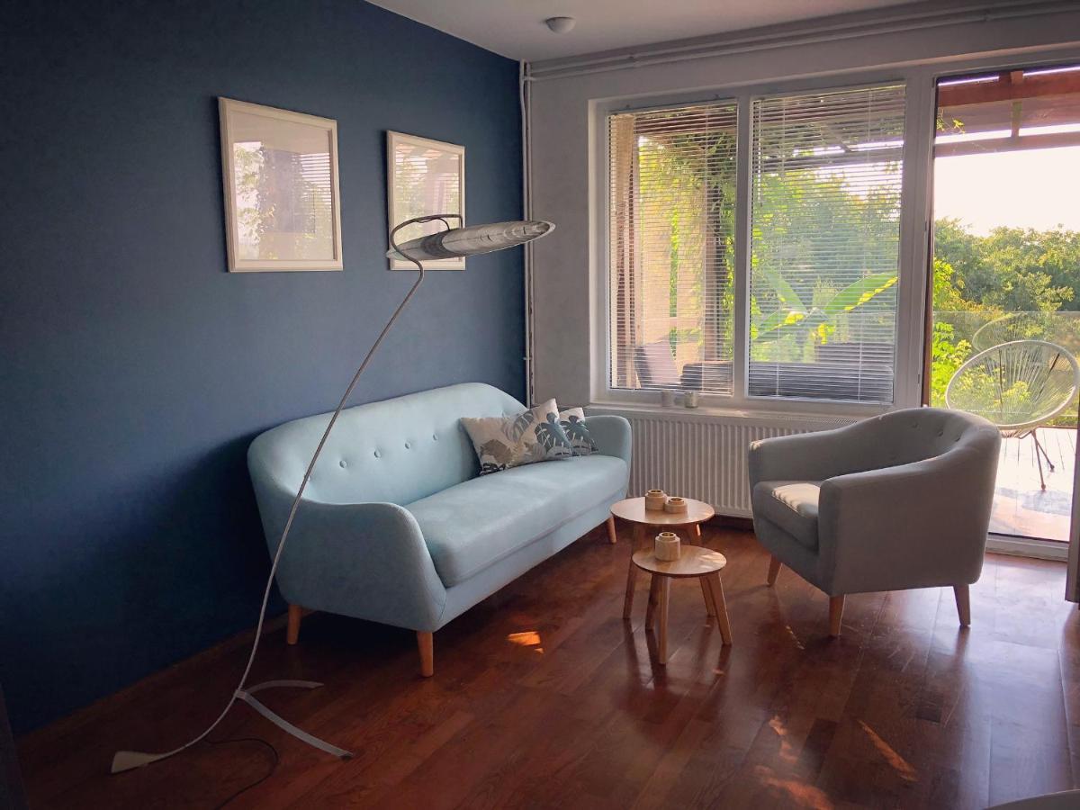 ペトロヴァラディンPergola House In A Green Oasis With Fantastic Viewアパートメント エクステリア 写真